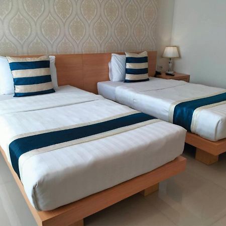 Icheck Inn Central Patong Exterior photo